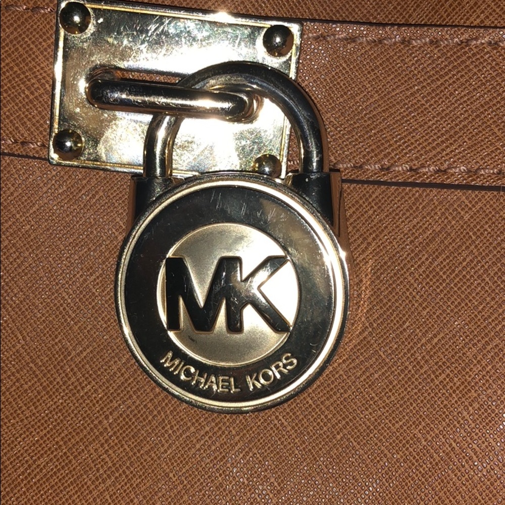 Meet your Posher, Sonia